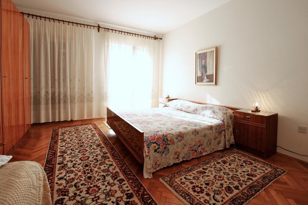 Apartment Ines Porec Exterior photo